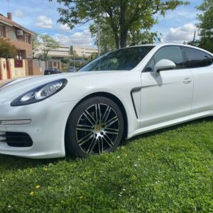 Alquiler de porsche panamera diesel