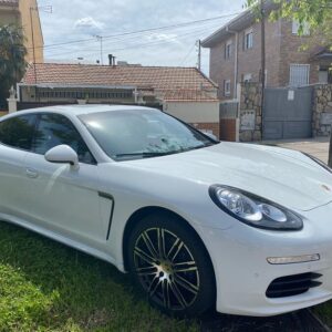 Alquiler de porsche panamera diesel