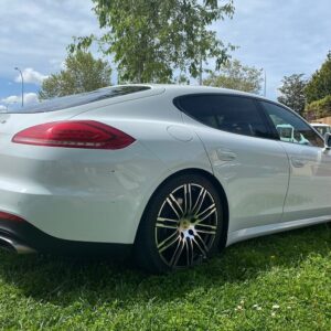 Alquiler de porsche panamera diesel