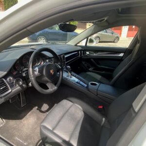 Alquiler de porsche panamera diesel
