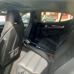 Alquiler de porsche panamera diesel