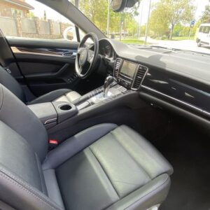Alquiler de porsche panamera diesel