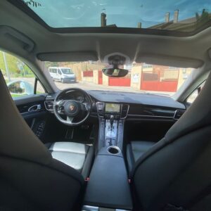 Alquiler de porsche panamera diesel
