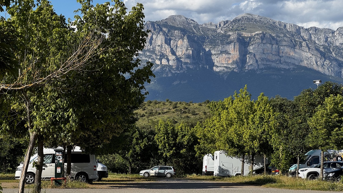 ¿Qué consejos puedo seguir para planificar un viaje en autocaravana?