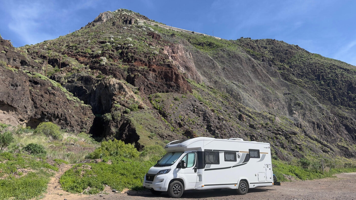 Tired of the cold? Live the European summer on wheels