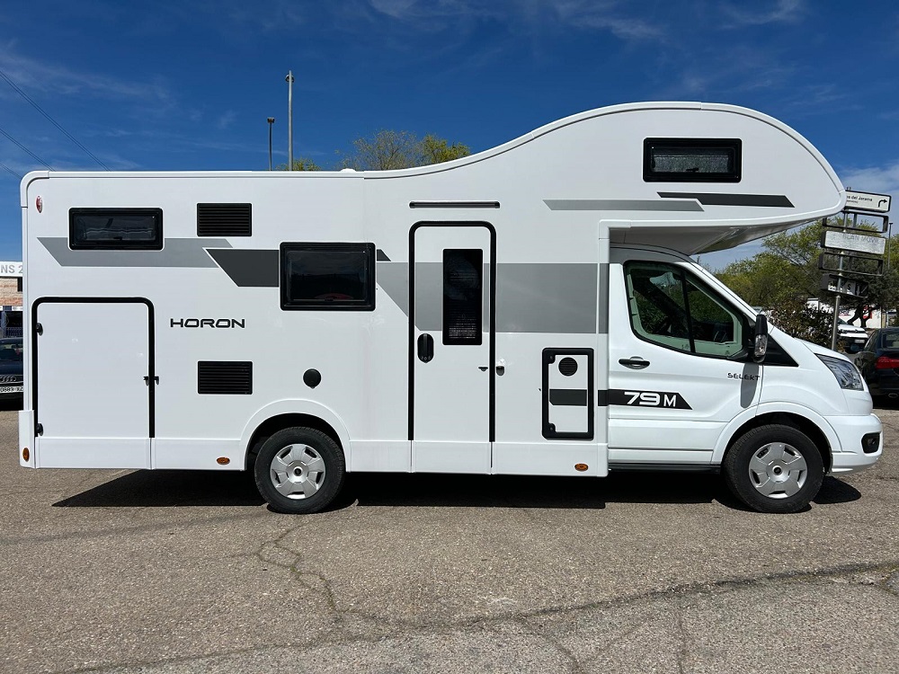 Alquiler de Autocaravana hasta 6 plazas Ci HORON 79M 165cv cambio automático