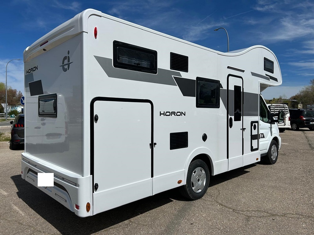 Alquiler de Autocaravana hasta 6 plazas Ci HORON 79M 165cv cambio automático