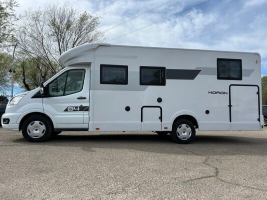 Nueva Normativa DGT 2026 para autocaravanas: aparcar y pernoctar sin multas