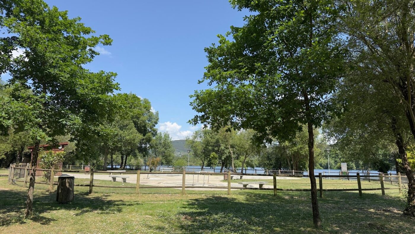 Termas de Barbantes y el área gratuita de autocaravanas